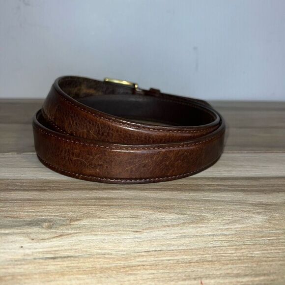 L.L. Bean Leather Belt Men’s Size 42 Brown Gold Tone Buckle USA Made Work Chore - Picture 3 of 8
